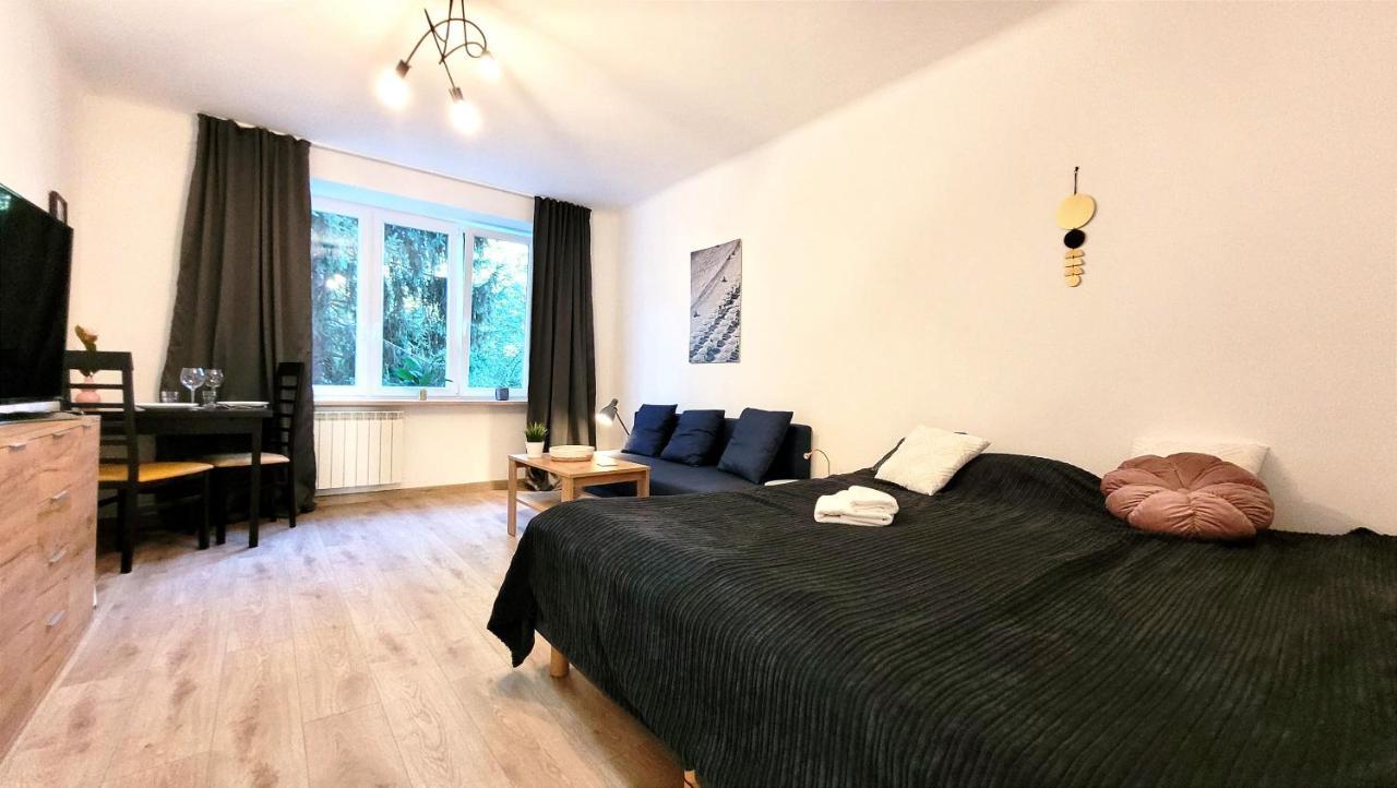 Great Life - Apartment Next To Metro Station Варшава Екстер'єр фото