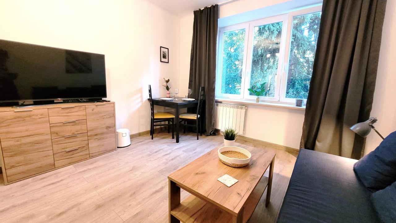 Great Life - Apartment Next To Metro Station Варшава Екстер'єр фото