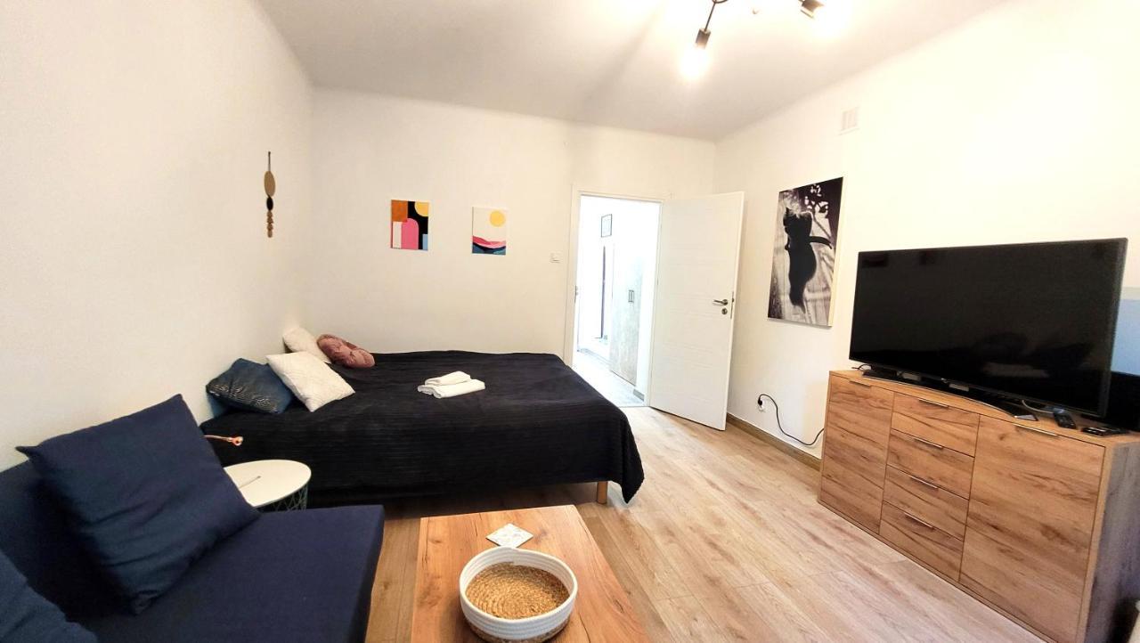 Great Life - Apartment Next To Metro Station Варшава Екстер'єр фото