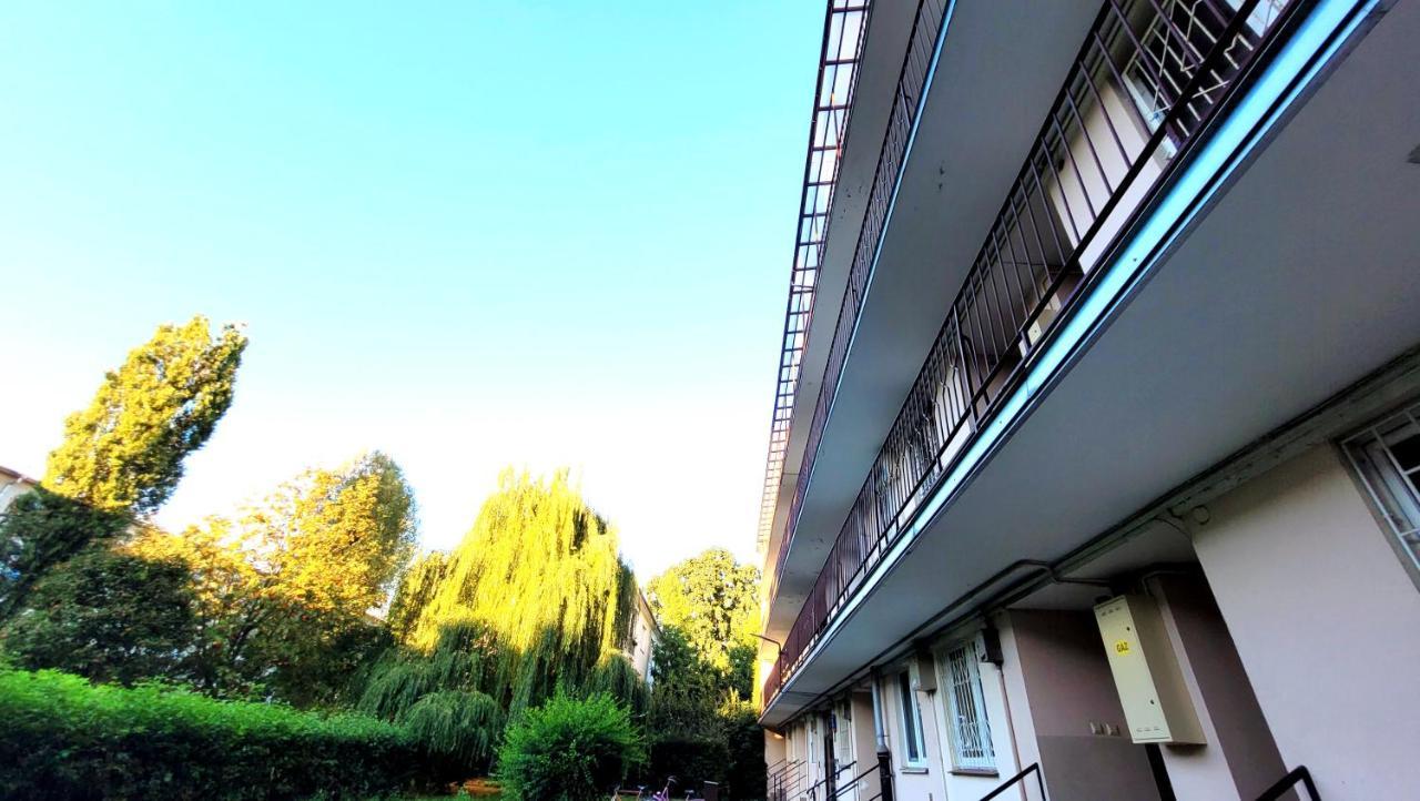 Great Life - Apartment Next To Metro Station Варшава Екстер'єр фото